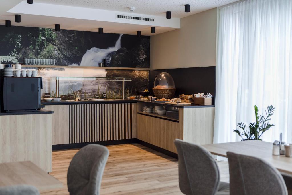 Kuchyň nebo kuchyňský kout v ubytování I'M INN Zwettl - Hotel zum Brauhaus