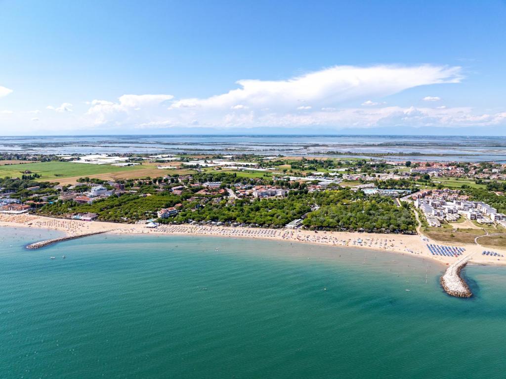 an aerial view of a beach with a resort at Europa Camping Village in Cavallino-Treporti