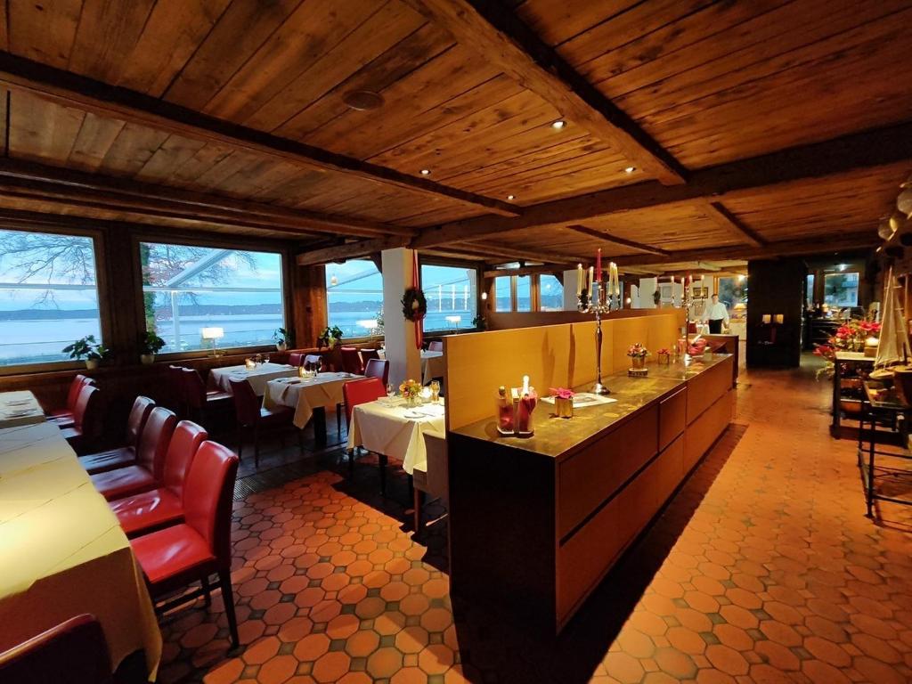 Restaurace v ubytování Marina Hotel am Starnberger See