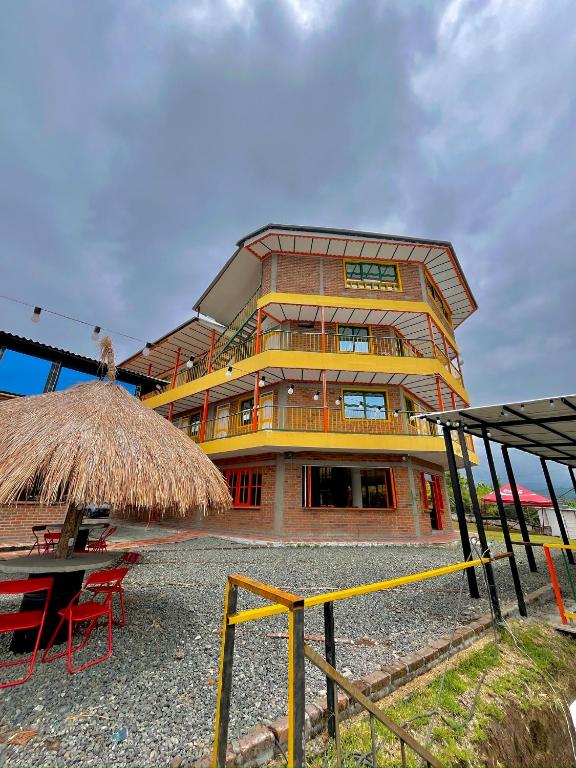 Budova, kde se hotel nachází