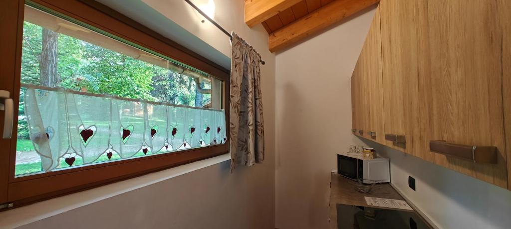 Kuchyň nebo kuchyňský kout v ubytování Lazy Bee Camping Village