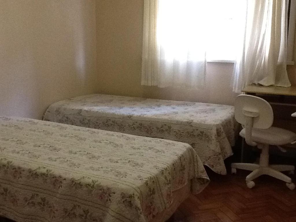 Katil atau katil-katil dalam bilik di apartamento temporada
