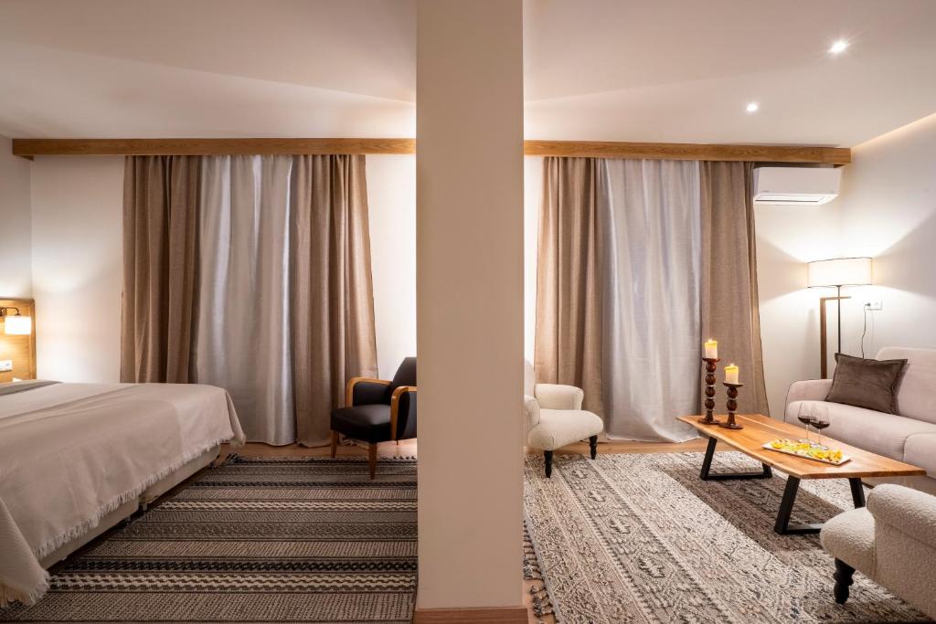 Likoria Hotel - King Suite With Balcony