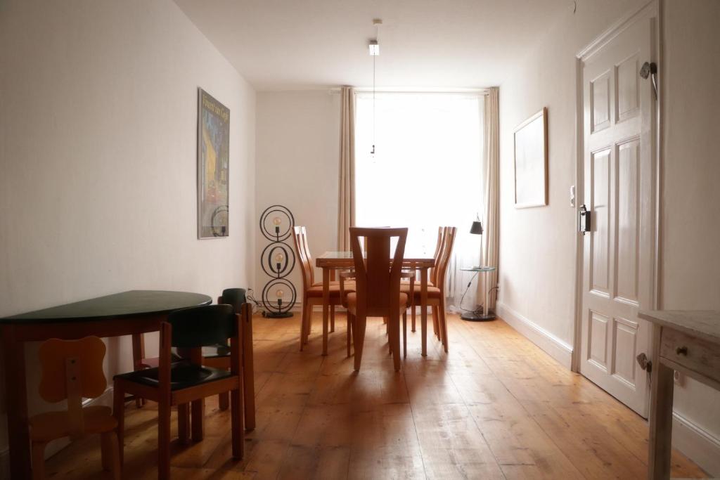 Fotografie z fotogalerie ubytování Besondere Ferienwohnung in Königslutter am Elm v destinaci Königslutter am Elm