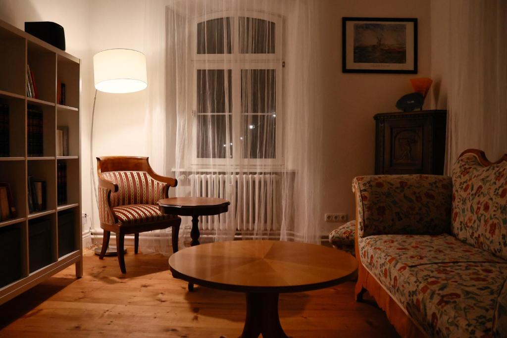 Posezení v ubytování Besondere Ferienwohnung in Königslutter am Elm