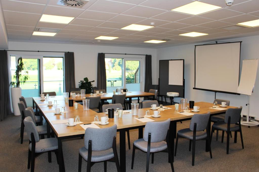 Konferenční prostory v ubytování Hotel Grohnder Fährhaus