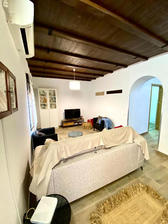 Apartamento BAÑOS ÁRABES DEL CENIZAL antes Plaza de las Fuentes - 9