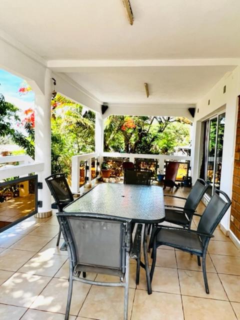 Pati o zona exterior de Villa baobab