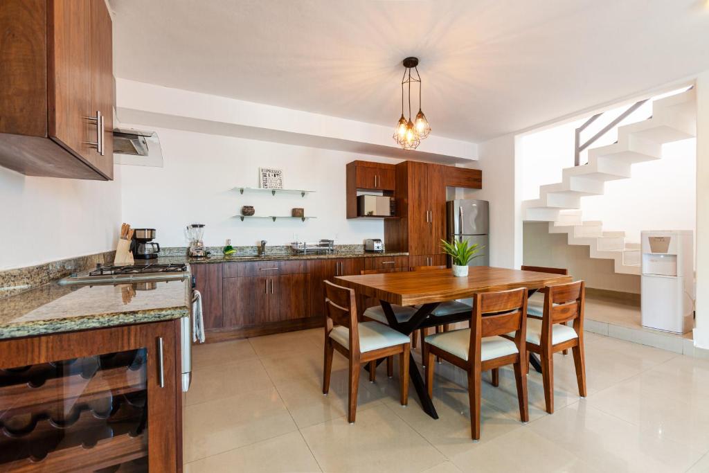 Via Tendenza Condos photo