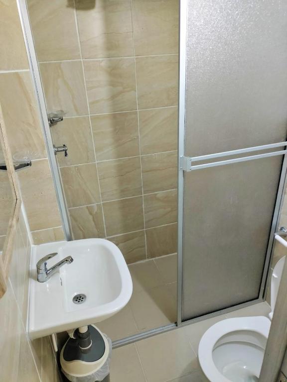 Koupelna v ubytování Hotel Batan-127