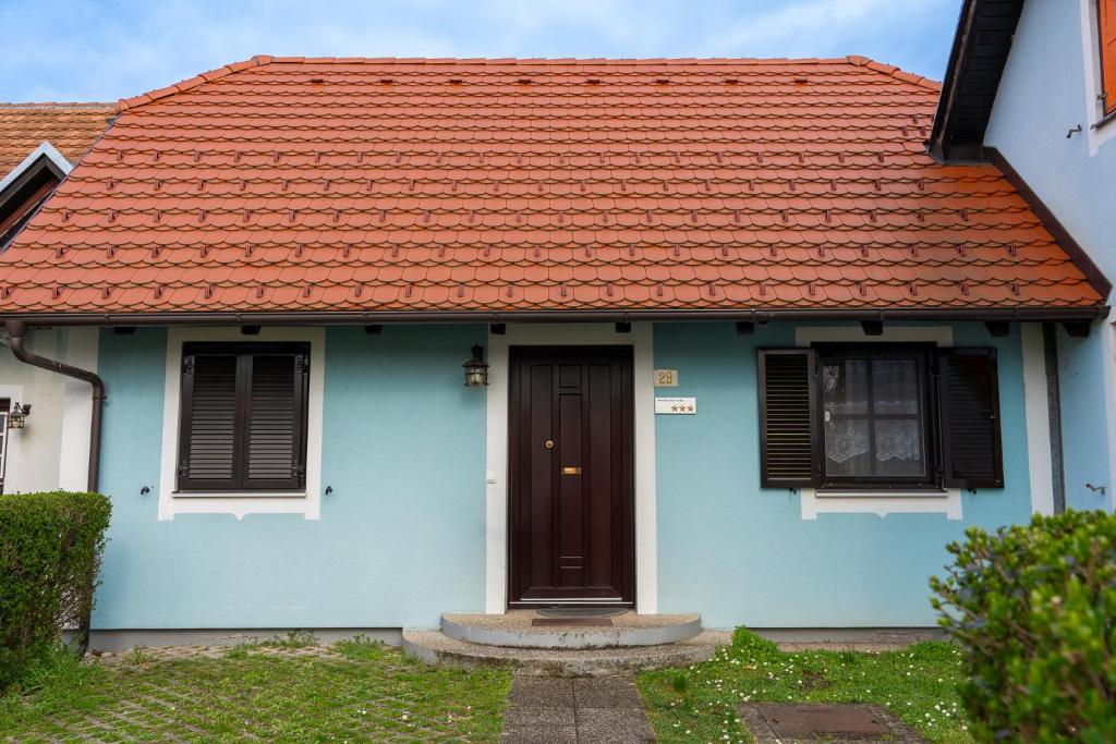 Spa House Blue Lagoon in Terme Čatež - Three-Bedroom House