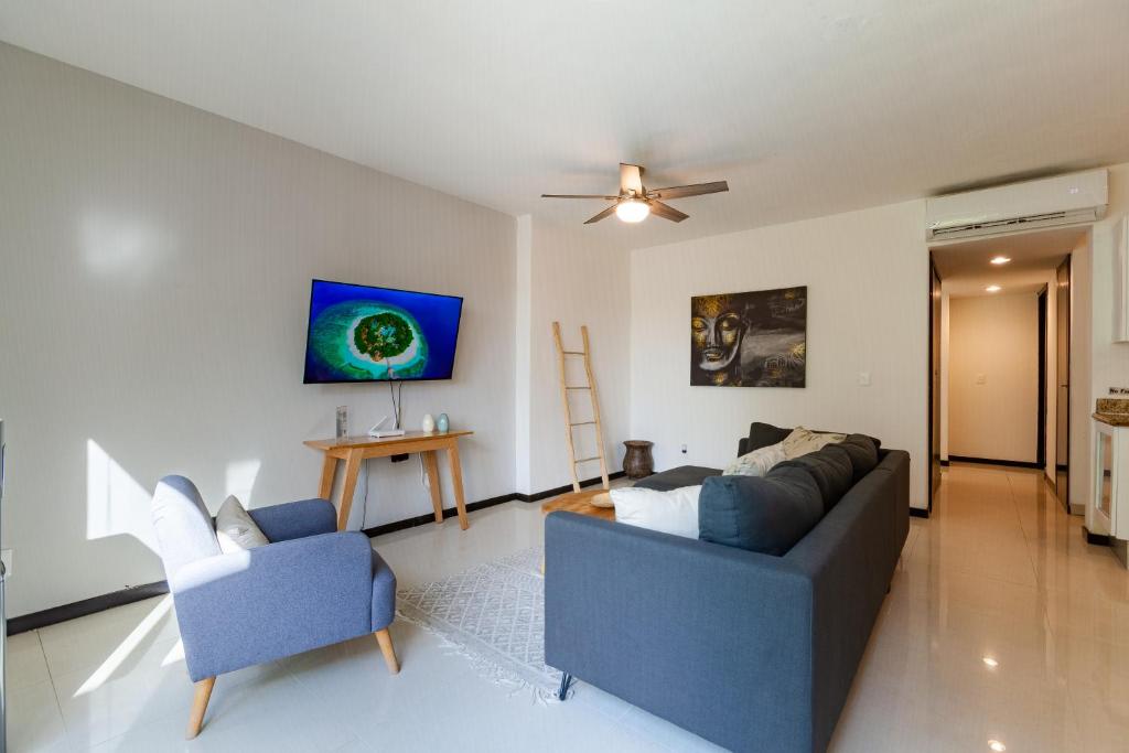 Via Tendenza Condos photo