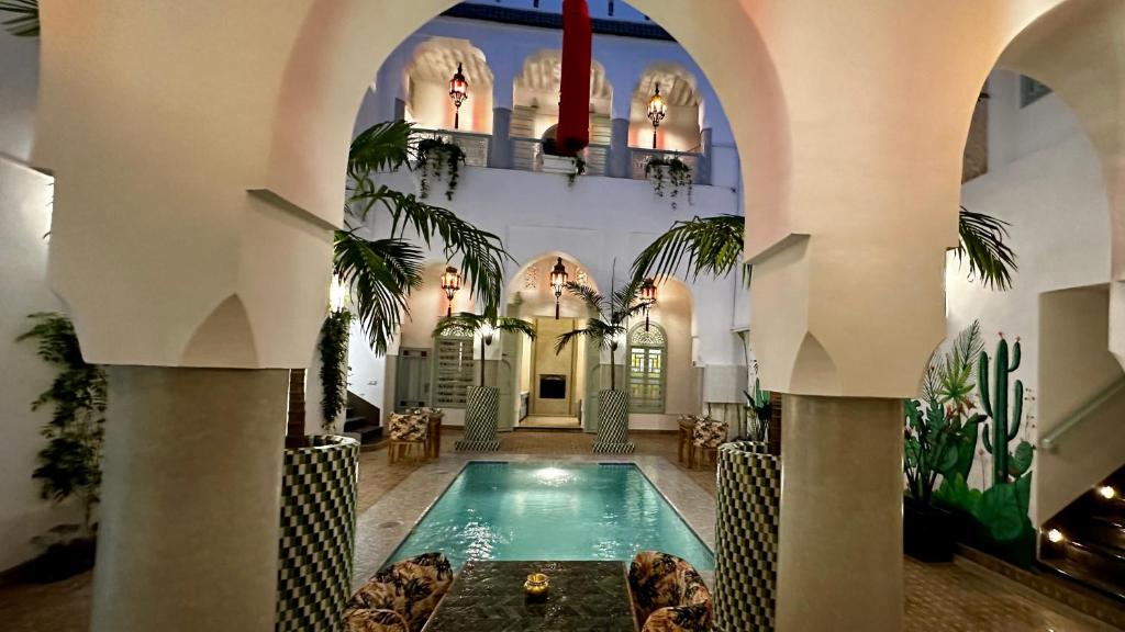 Bazén v ubytování Riad Assouel et Spa By La Siredrah nebo v jeho okolí