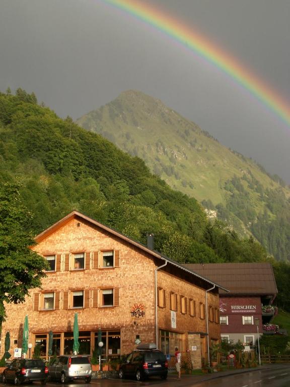 Výhľad na hory alebo výhľad na hory priamo z apartmánového hotela