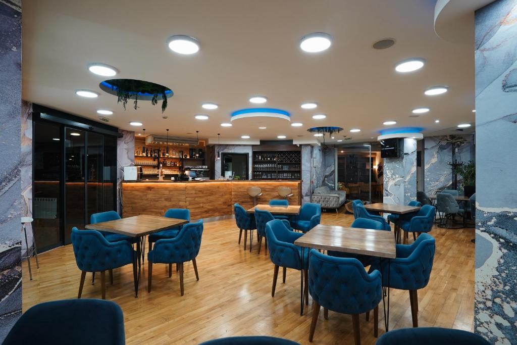 Posezení v ubytování Hotel Sumadija