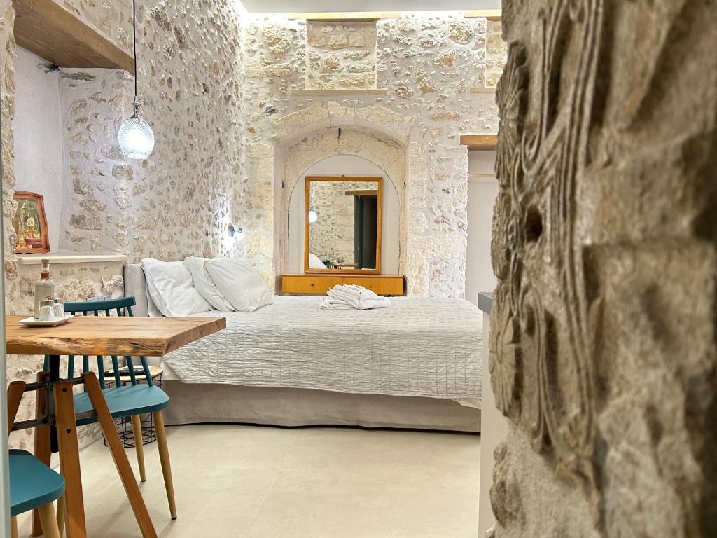 Barbara Studios - 19