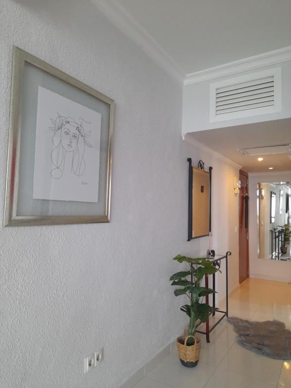 Fotografia z galérie ubytovania Apartment on the harbor, first line with beautiful sea view in 4 star hotel v destinácii Fuengirola