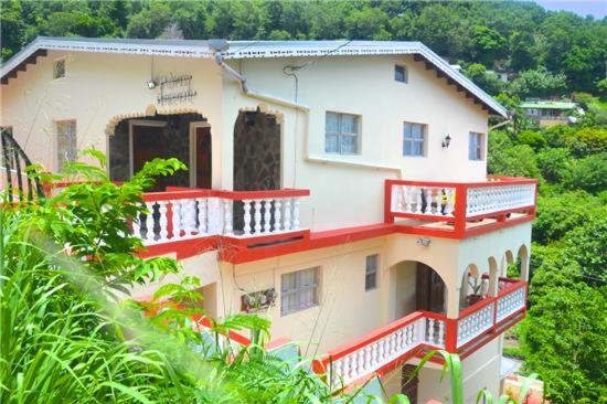 Balkón nebo terasa v ubytování St James Apartments