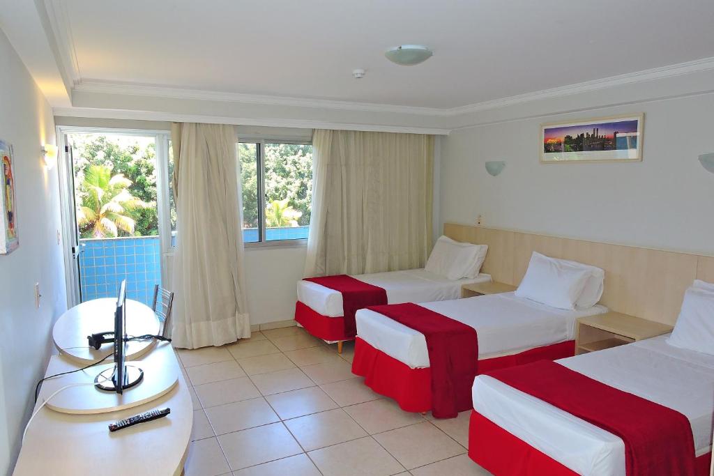  Bay Park Hotel Resort