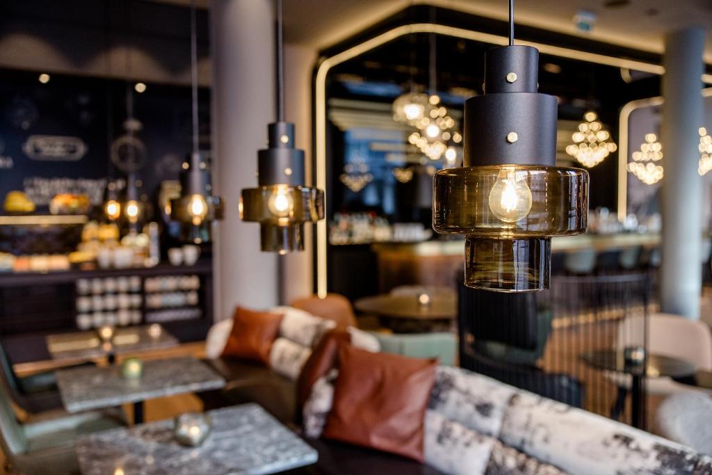 Motel One Nürnberg-City - Resim 16