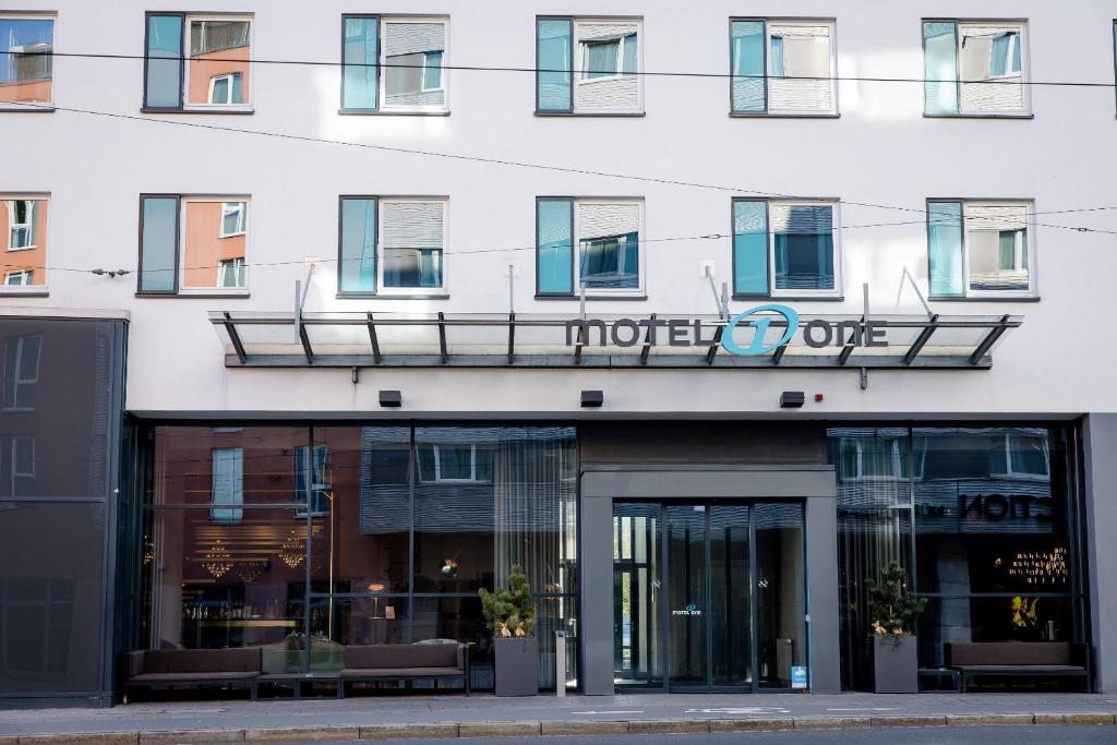 Motel One Nürnberg-City - Resim 28