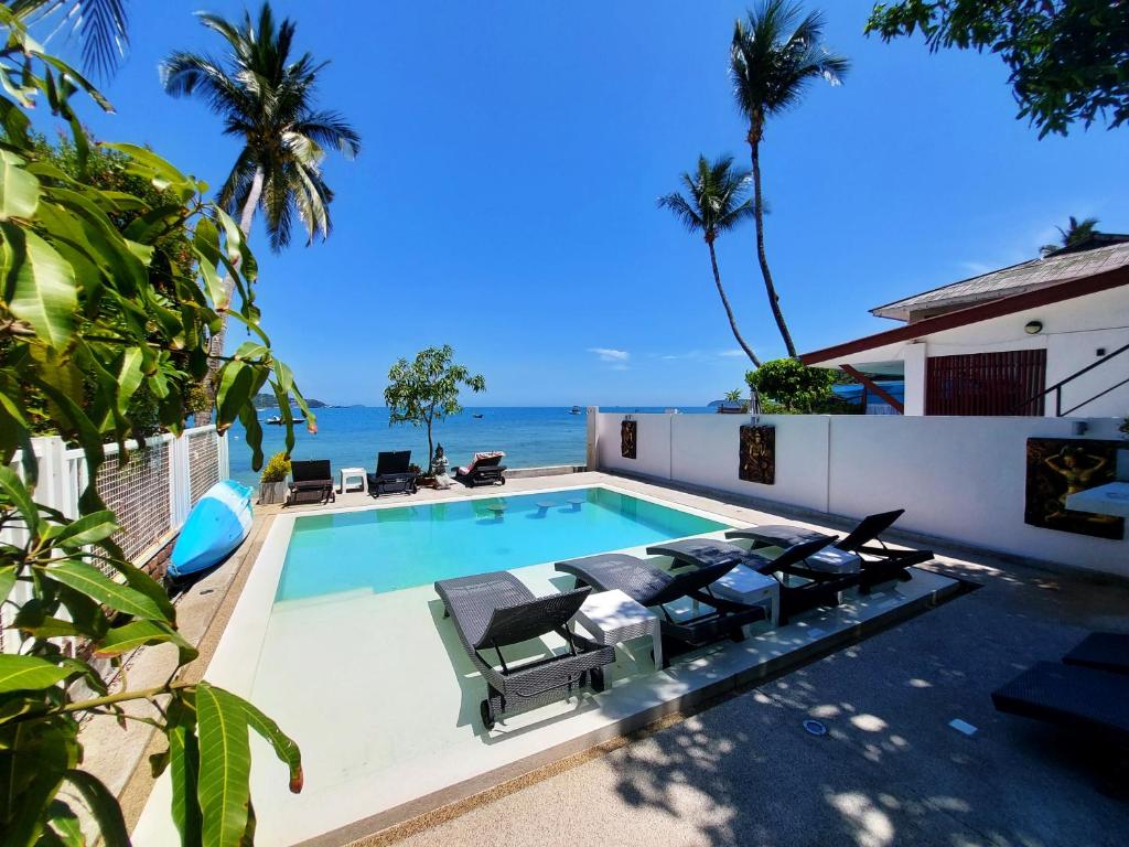 Bazén v ubytování Mango Tree Villa nebo v jeho okolí