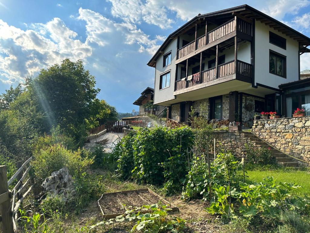 Guest House Opa