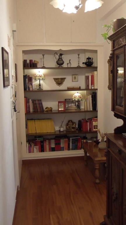 Italian romance - A fine apartment in Rome