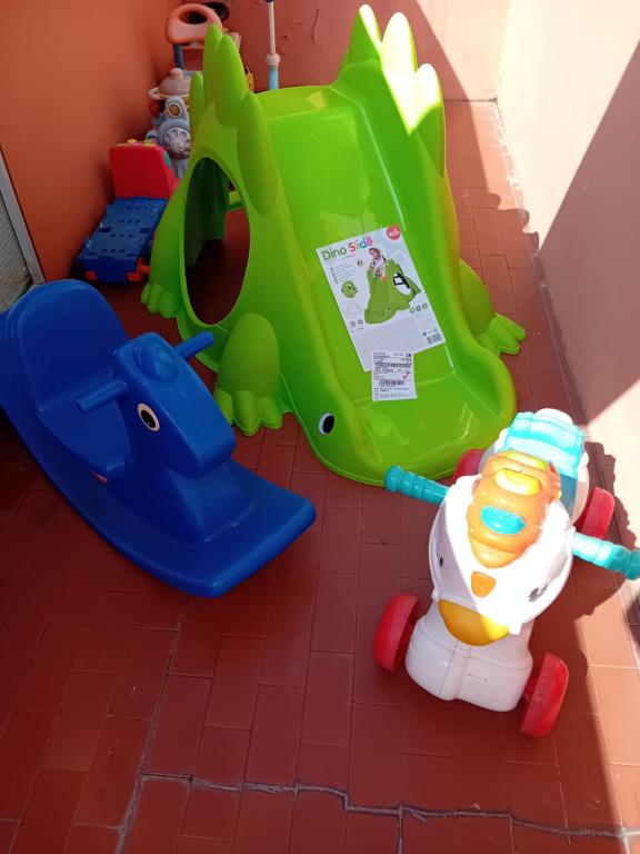 Zdjęcie z galerii obiektu Garda City Home Family Apartments w mieście Garda