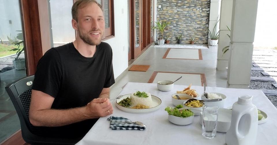 Jídlo v hotelu nebo okolí