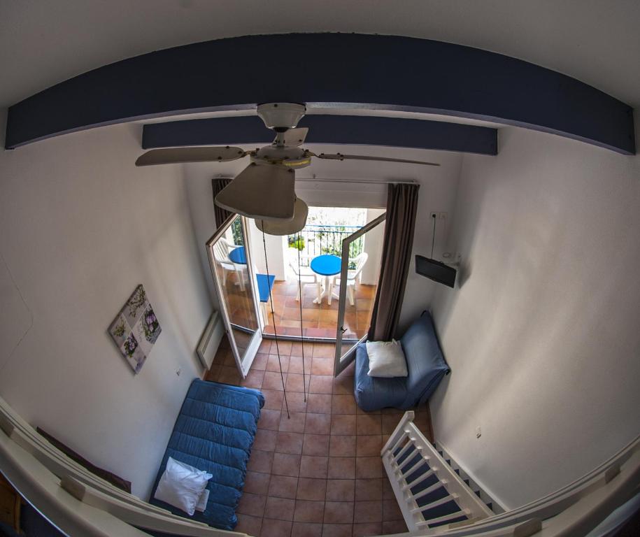 Posezení v ubytování Hôtel Le Leukos