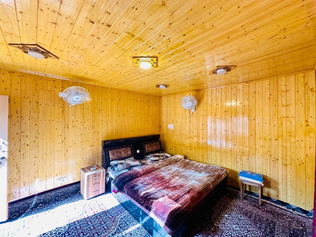 Postel nebo postele na pokoji v ubytování Houseboat New world