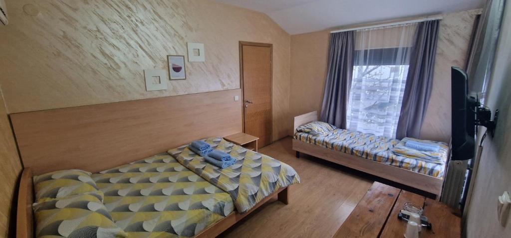 Rooms Green Set - Habitación Triple
