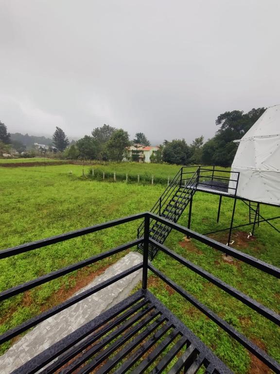 Fotografie z fotogalerie ubytování Croft Yelagiri - glamping stay v destinaci Yelagiri