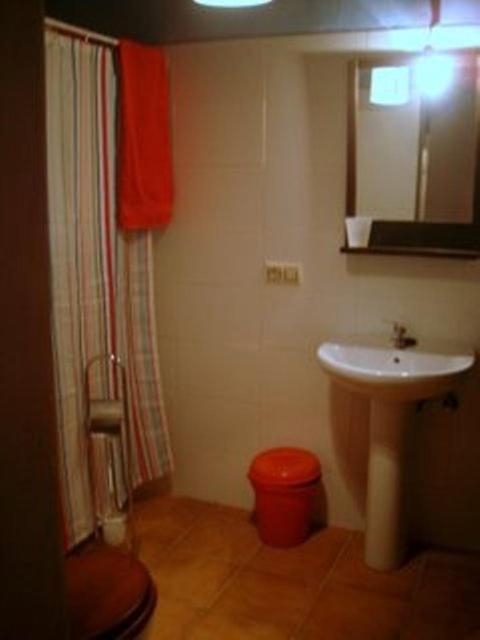 Koupelna v ubytování Apartamentos Valdelinares