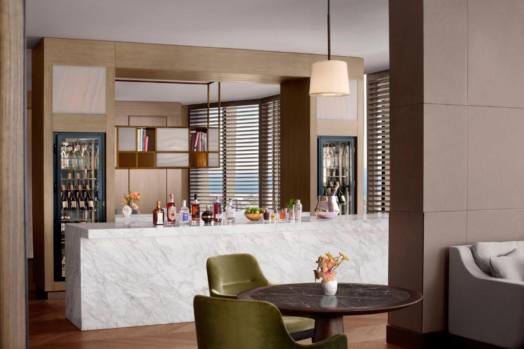 The Ritz-Carlton, Melbourne photo