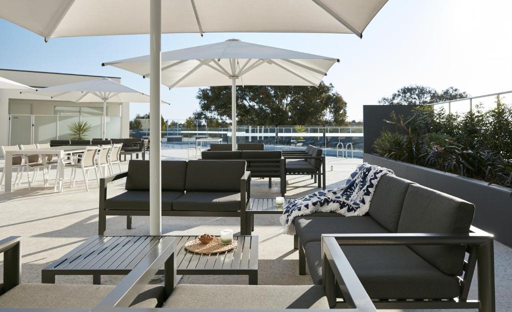 Art Series - The Watson - Resim 7