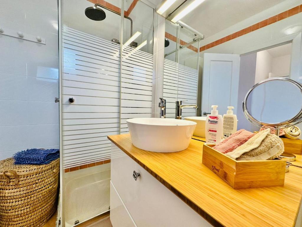 Koupelna v ubytování MAISON SAJARELLE