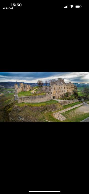 Fotografie z fotogalerie ubytování Hôtel de la Gare Sévérac v destinaci Sévérac-le-Chateau