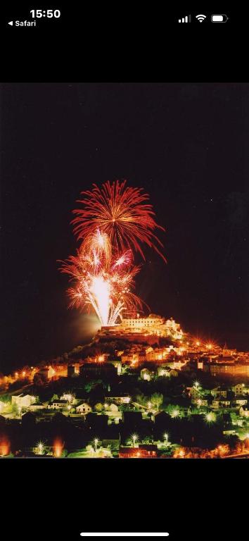 Fotografie z fotogalerie ubytování Hôtel de la Gare Sévérac v destinaci Sévérac-le-Chateau