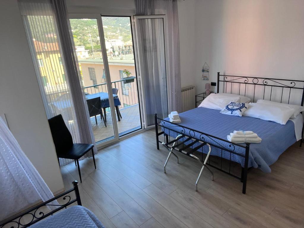 Postel nebo postele na pokoji v ubytování Affittacamere Il Veliero