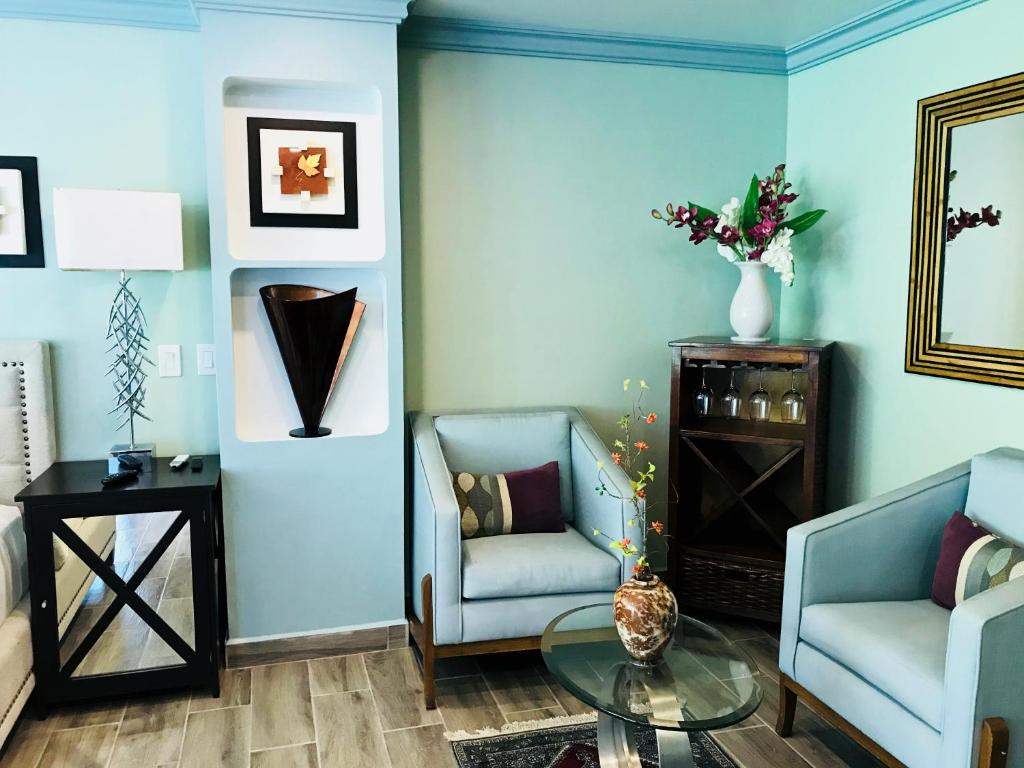 Posezení v ubytování South Shore Villa Armonia Luxury Boutique