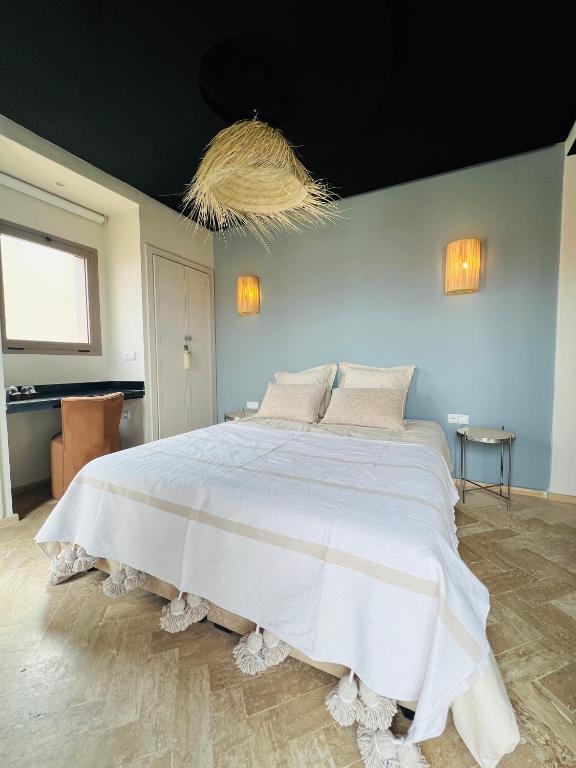 Postel nebo postele na pokoji v ubytování Smala Beldi Guest House