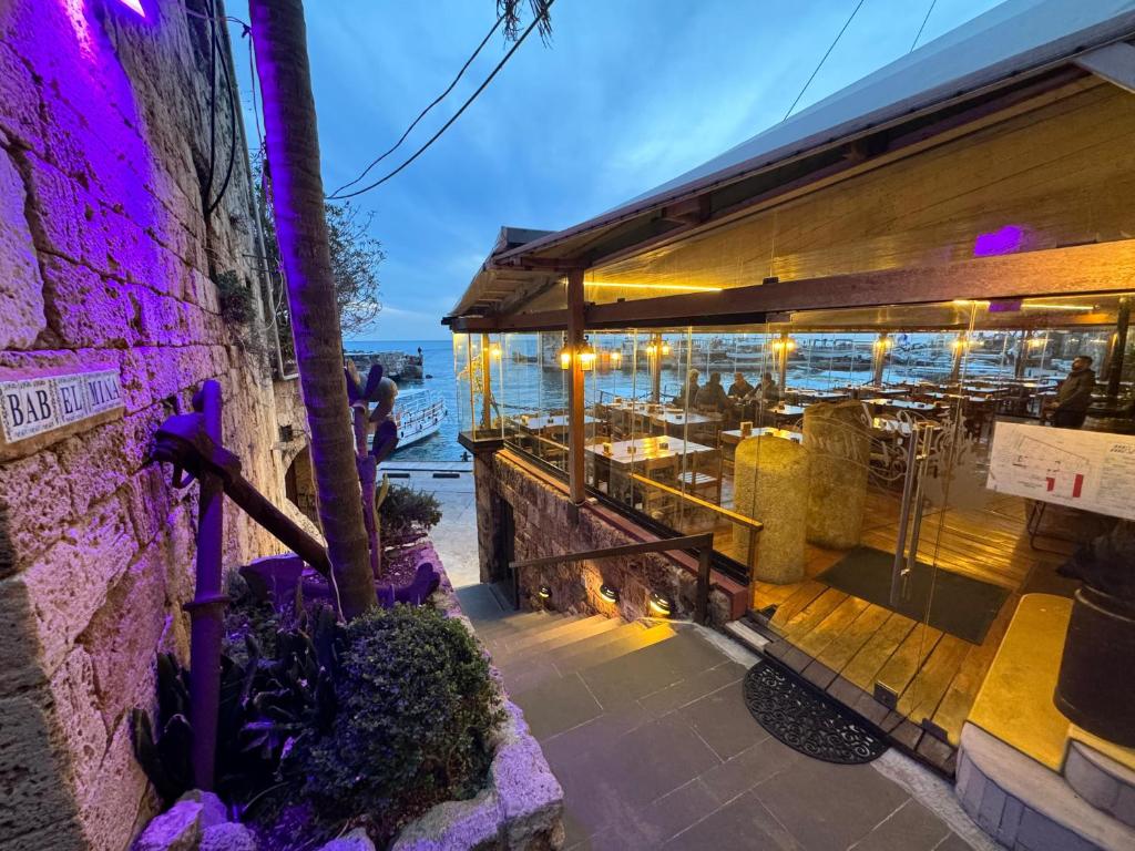 Posezení v ubytování Bab El Mina guest house Byblos