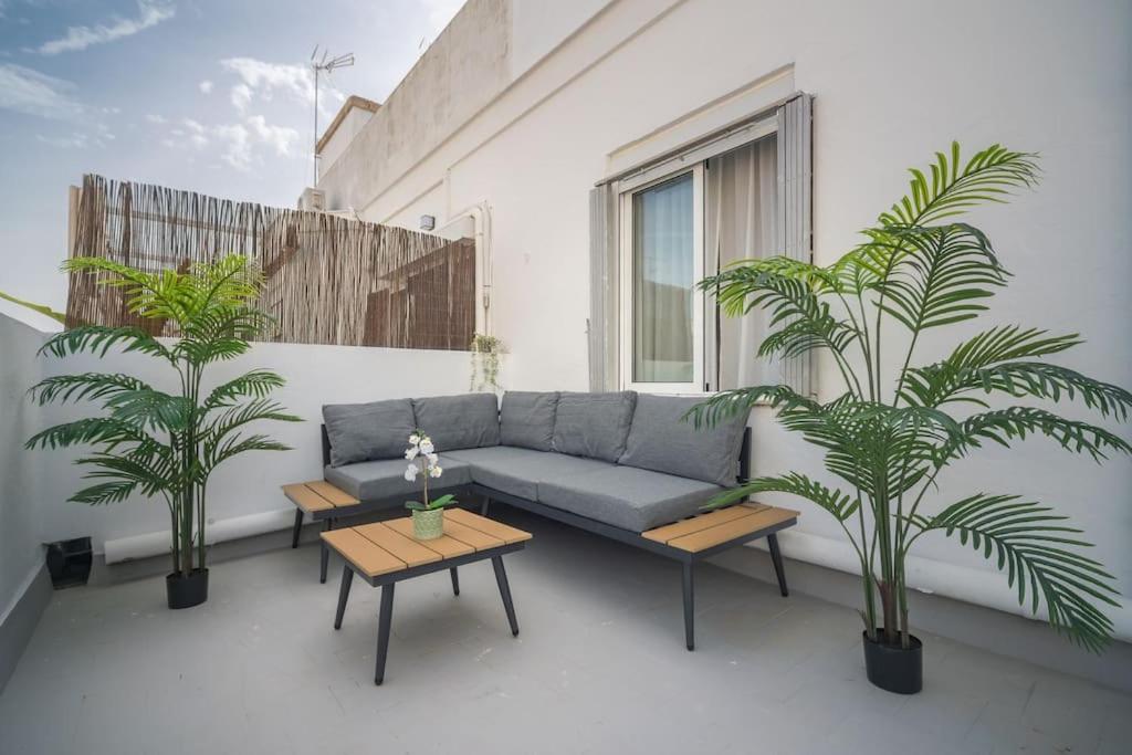 Ático ISPAL con Terraza en Centro