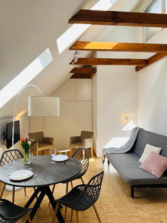 ParkSide by BestChoice - Self Check-in with Parking Option - 15