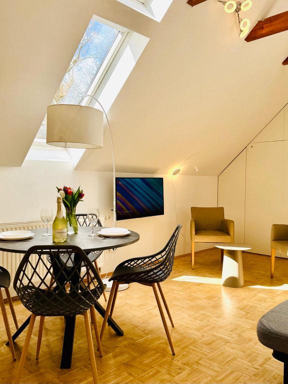 ParkSide by BestChoice - Self Check-in with Parking Option - 19