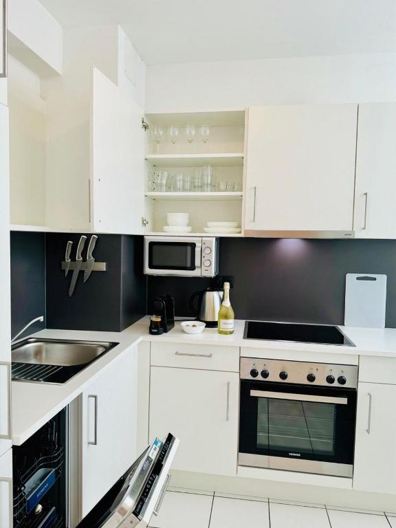 ParkSide by BestChoice - Self Check-in with Parking Option - 16