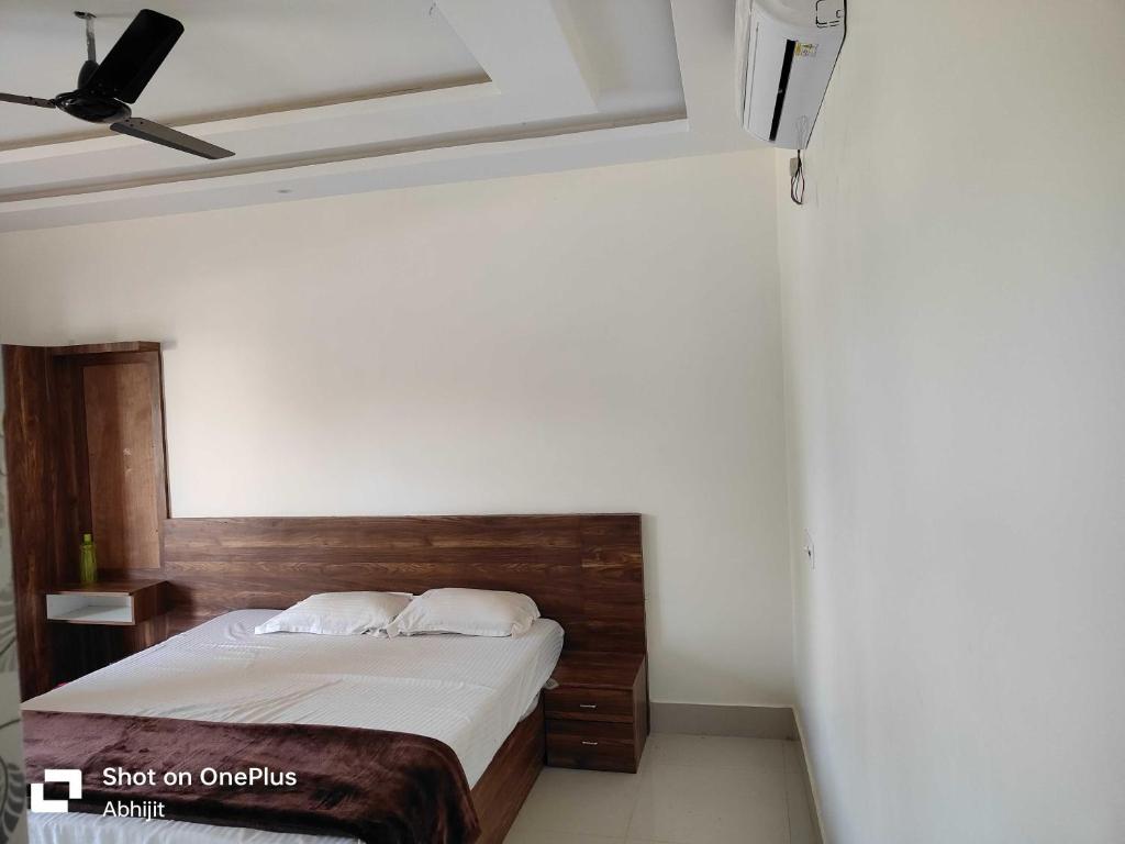 Cama ou camas em um quarto em OYO Hotel Park Inn