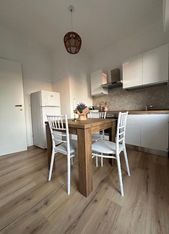 Kuchyň nebo kuchyňský kout v ubytování Casa di Maya